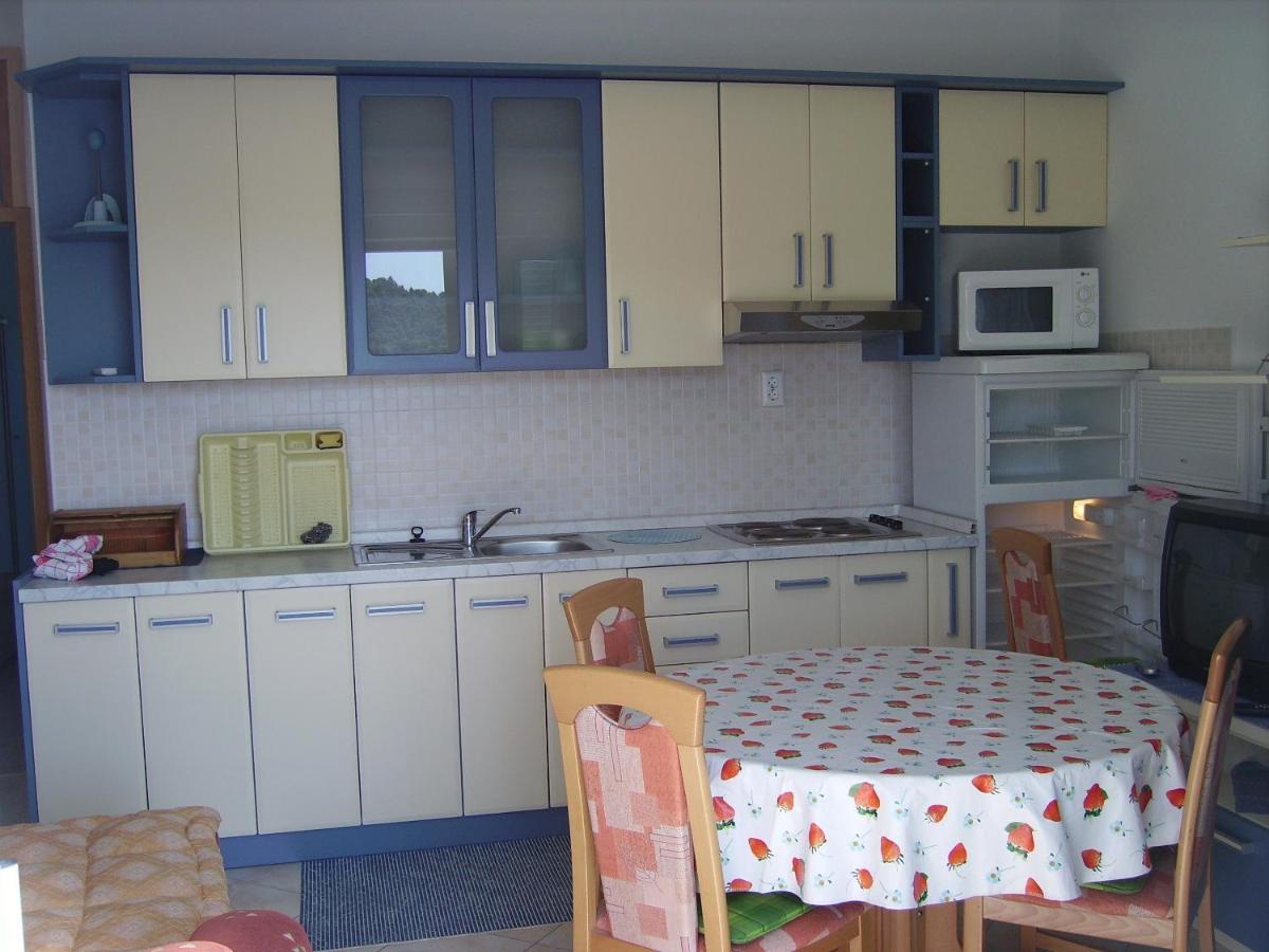 Apartments By The Sea Milna, Hvar - 12244 エクステリア 写真